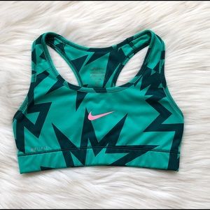women’s nike sports bra